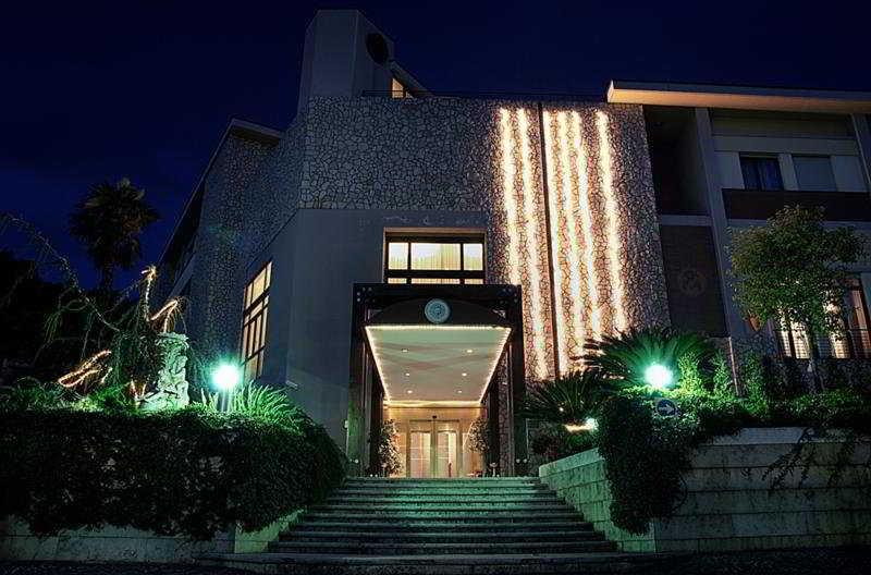 Solofra Palace Hotel & Resort Luaran gambar