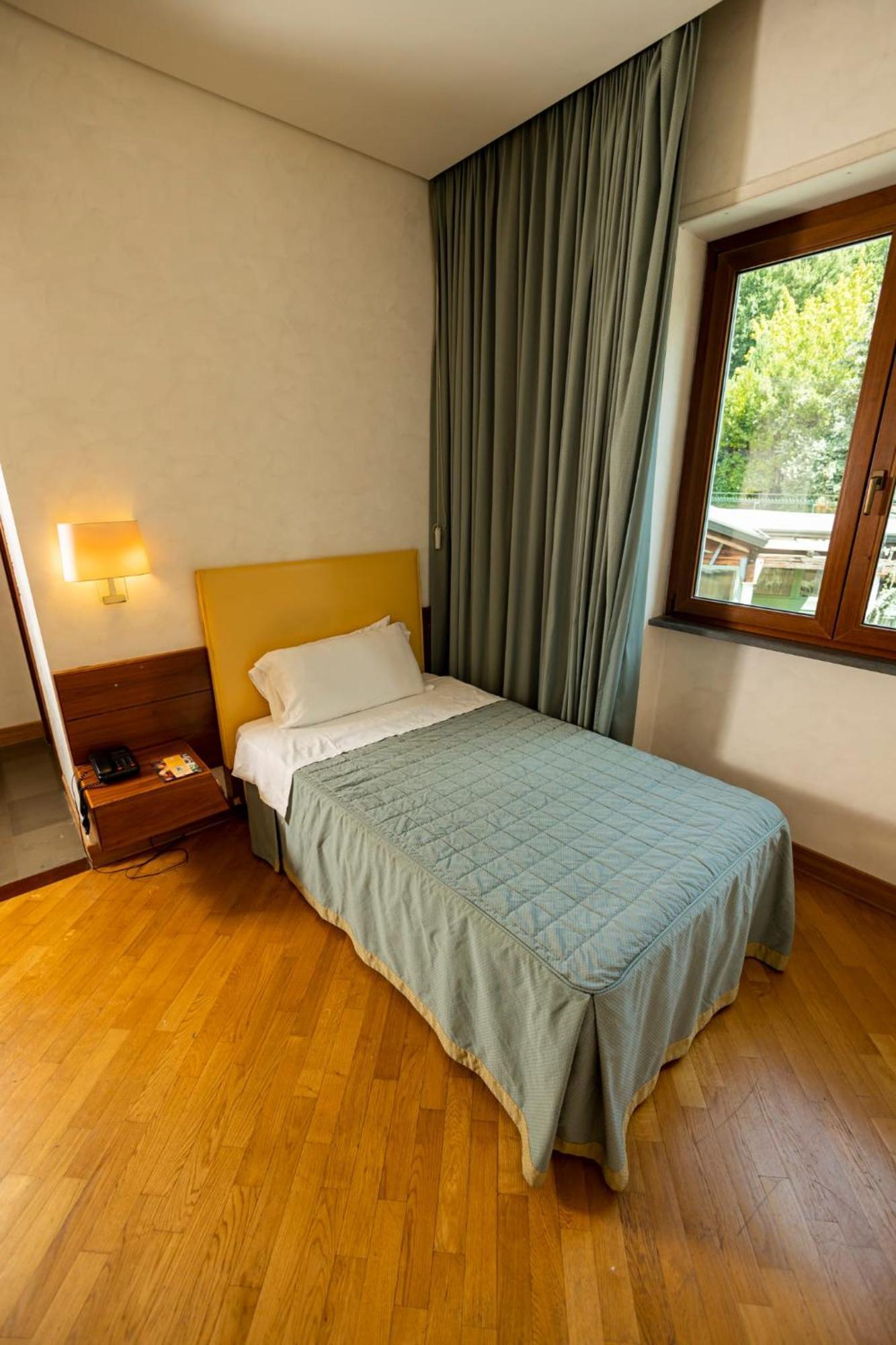 Solofra Palace Hotel & Resort Luaran gambar